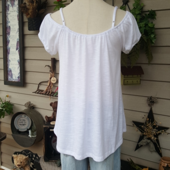 NO BOUNDARIES ♡  NWOT White Adj Straps Lace Front On|Off Shoulders Blouse Top S - Picture 8 of 14